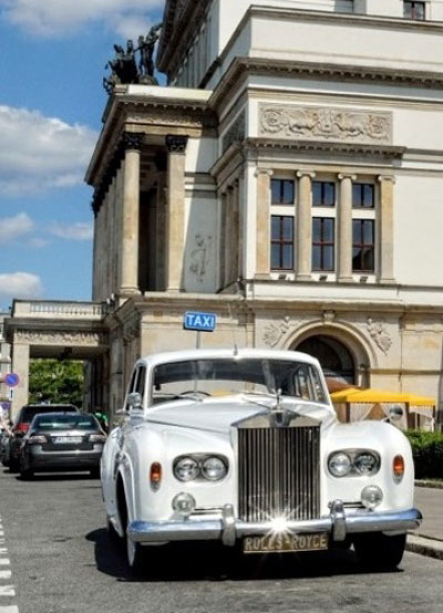 Rolls Roycem po Warszawie